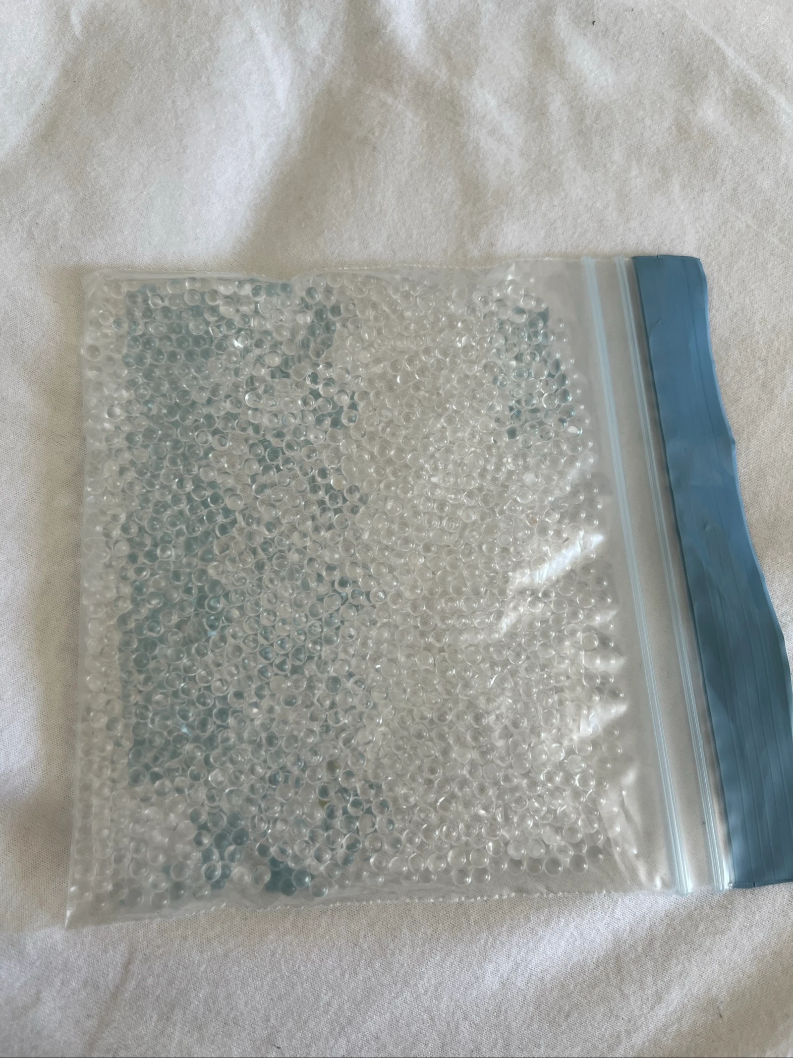 4200 billes transparente - Ce ne sont pas des orbeez !!!!